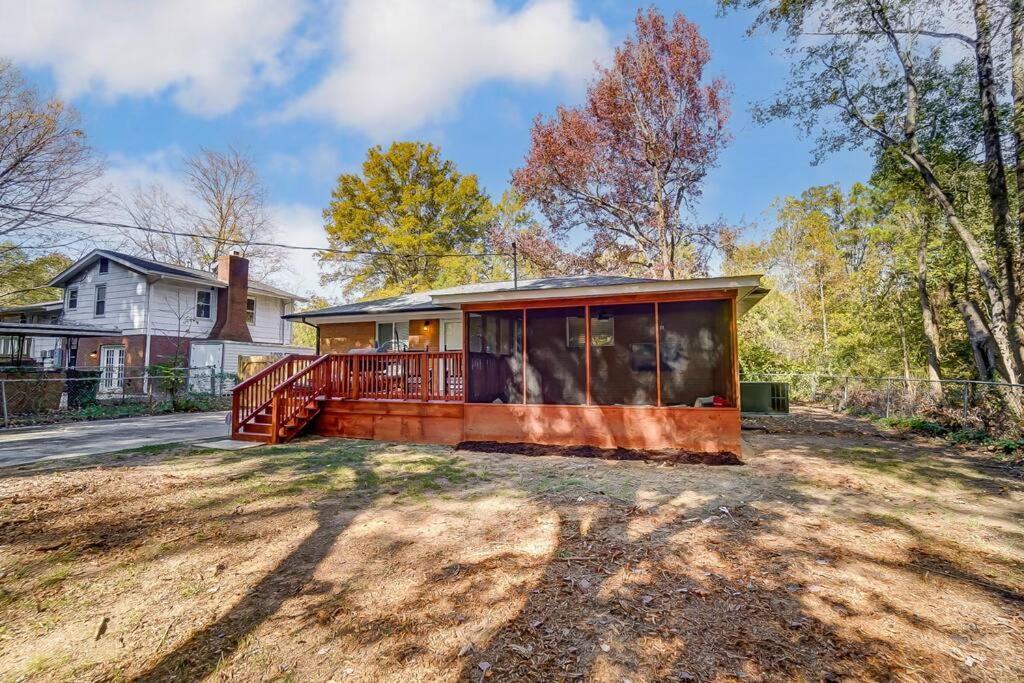 Charlotte Charm Haven With Outdoor Tv Villa Exterior photo